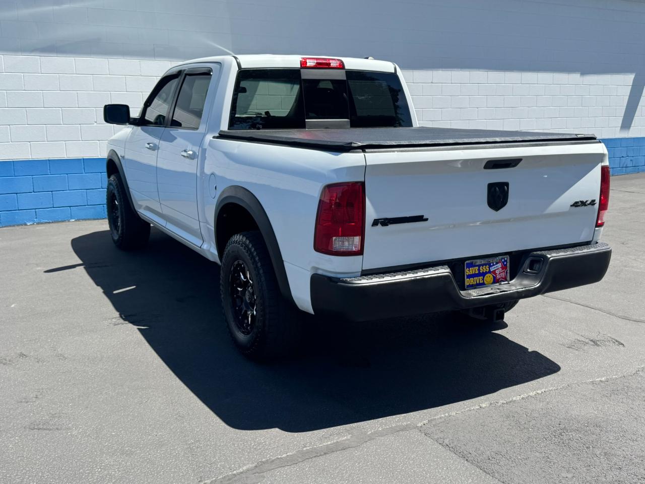 Dodge 1500 SLT Crew Cab 4WD 2012