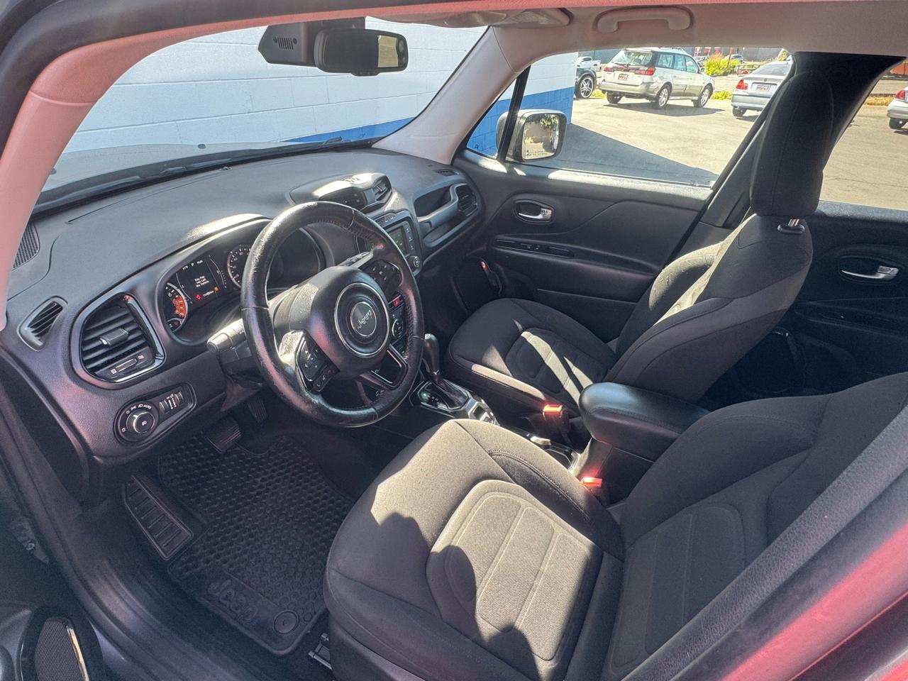 Jeep Renegade Latitude 4WD 2016