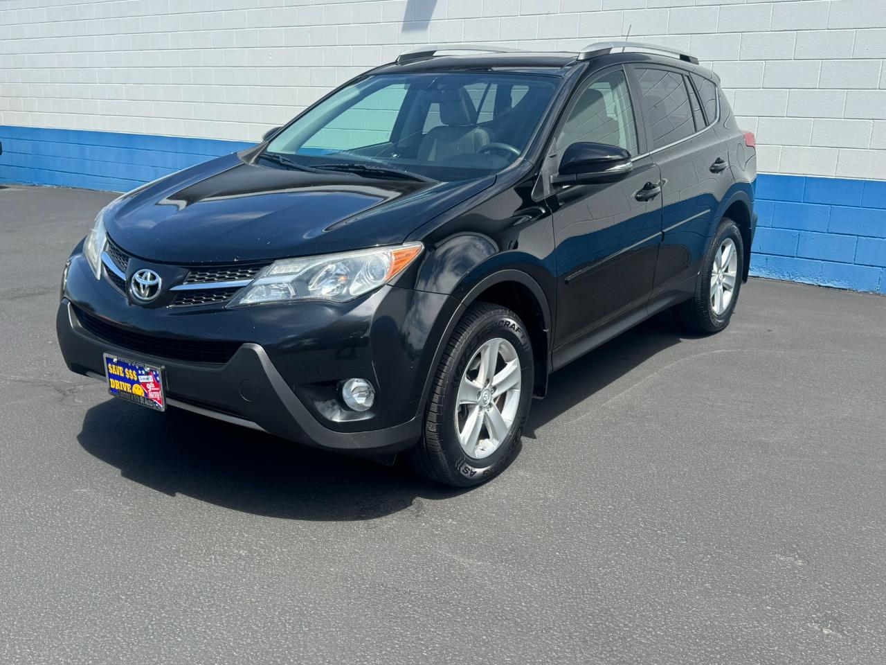 Toyota RAV4 XLE AWD 2013