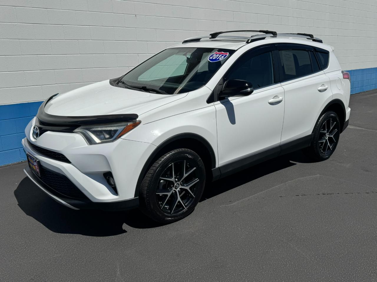 Toyota RAV4 SE FWD 2016