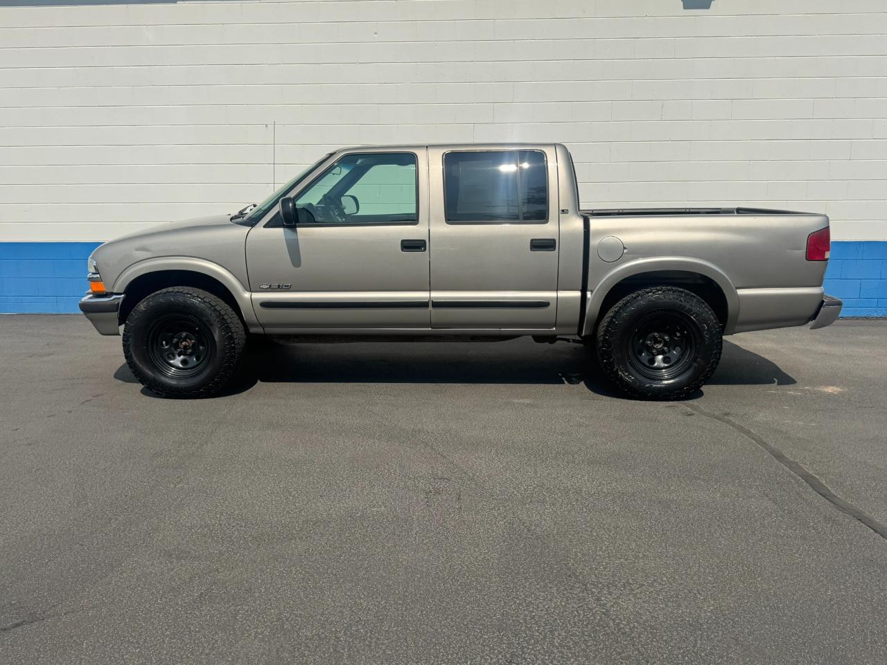Chevrolet S10 Pickup LS Crew Cab 4WD 2001
