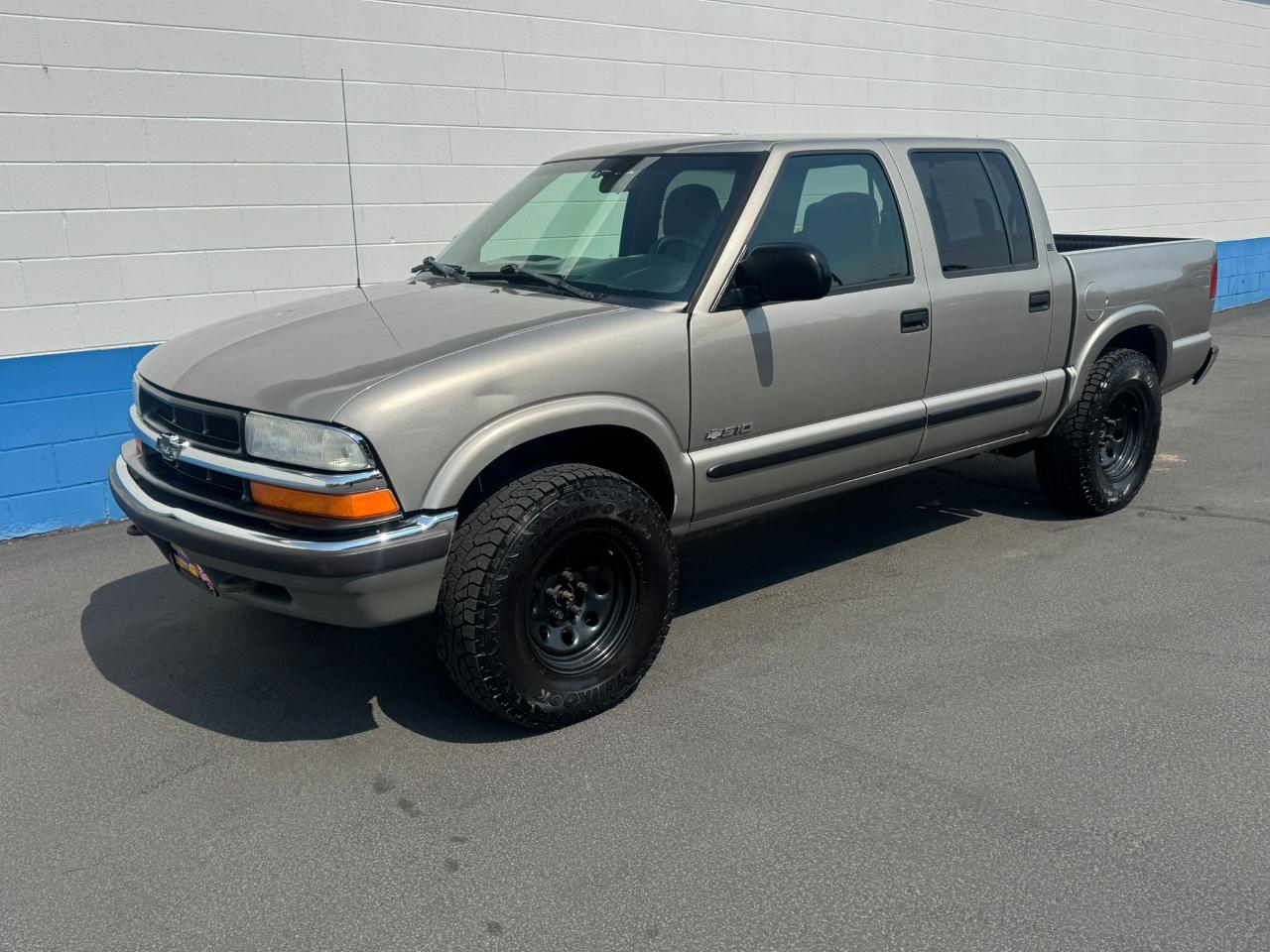 Chevrolet S10 Pickup LS Crew Cab 4WD 2001