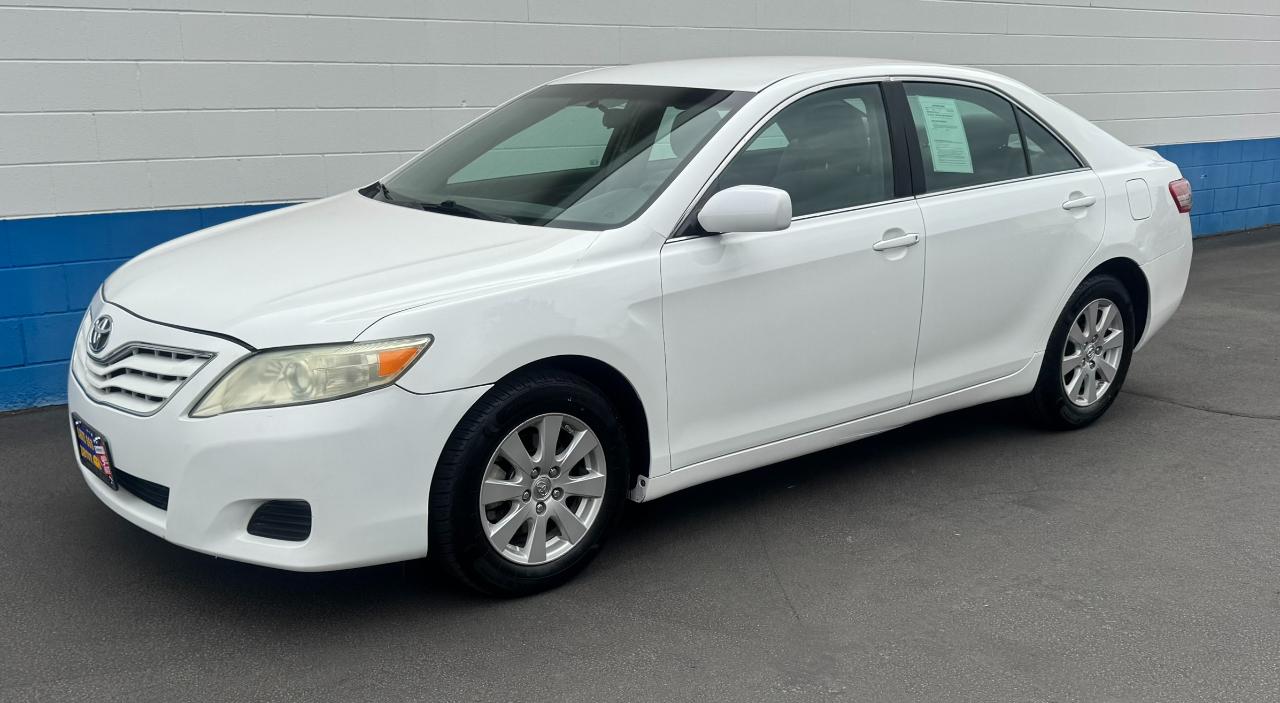Toyota Camry LE 6-Spd AT 2010