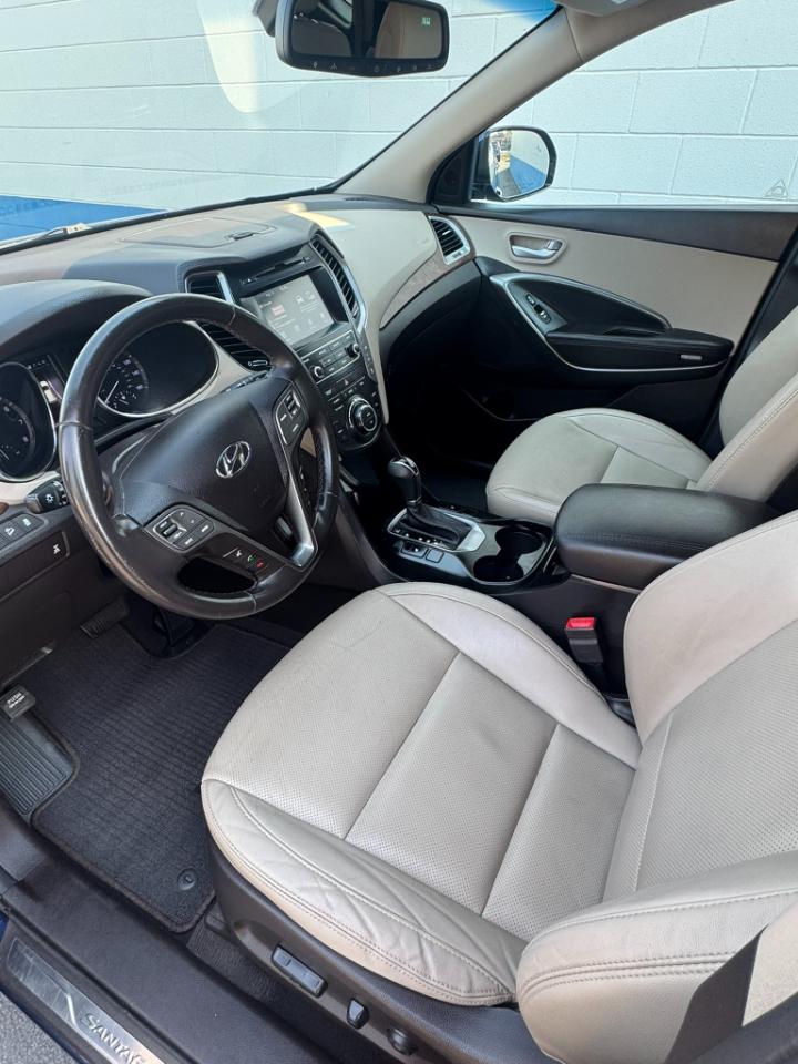 2017 Hyundai Santa Fe Limited - Photo 6