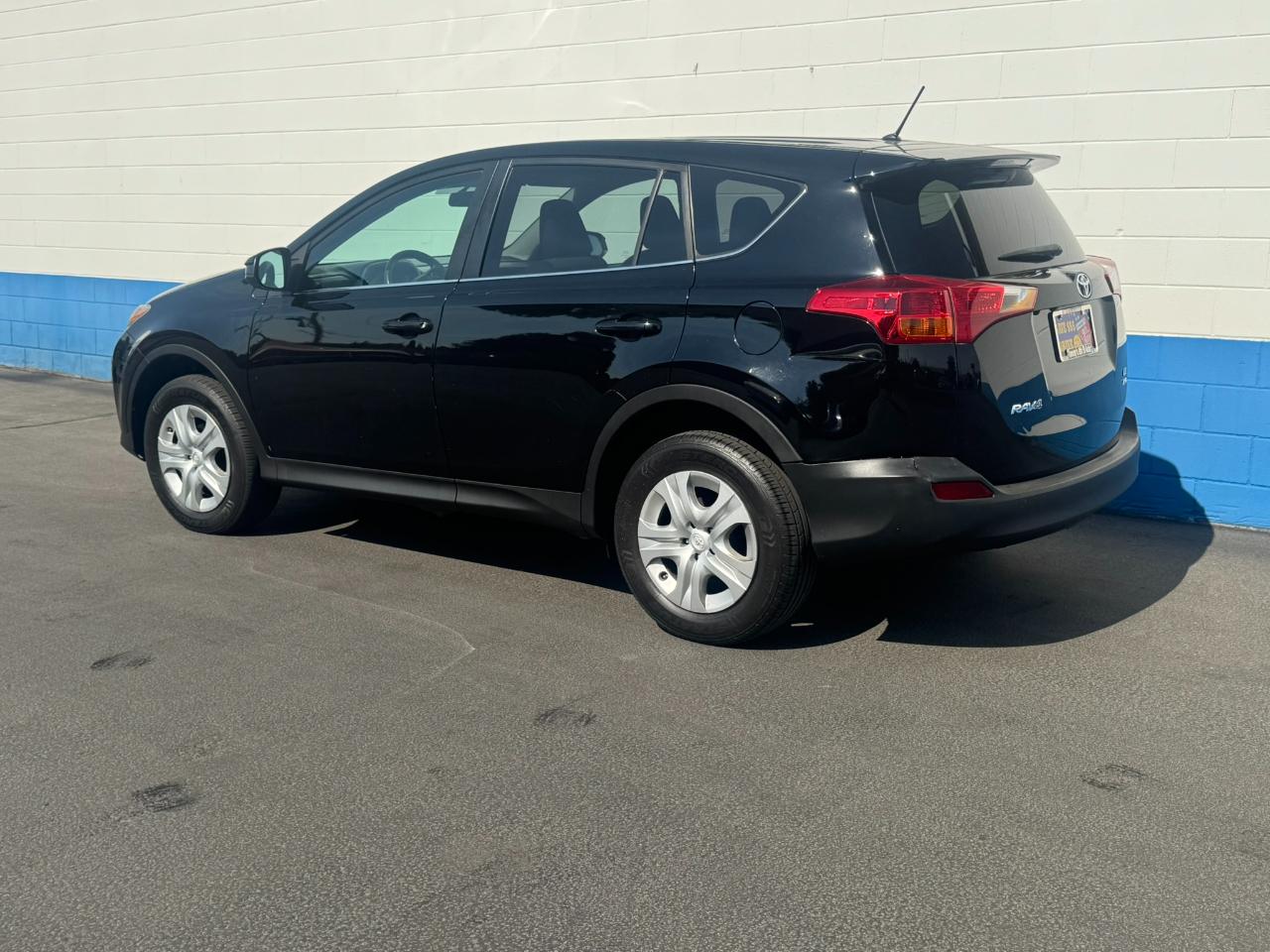 Toyota RAV4 LE AWD 2014