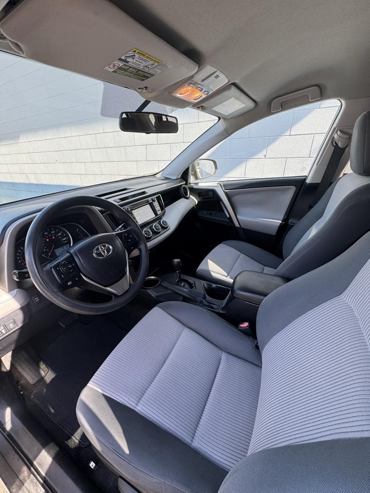 Toyota RAV4 LE AWD 2014