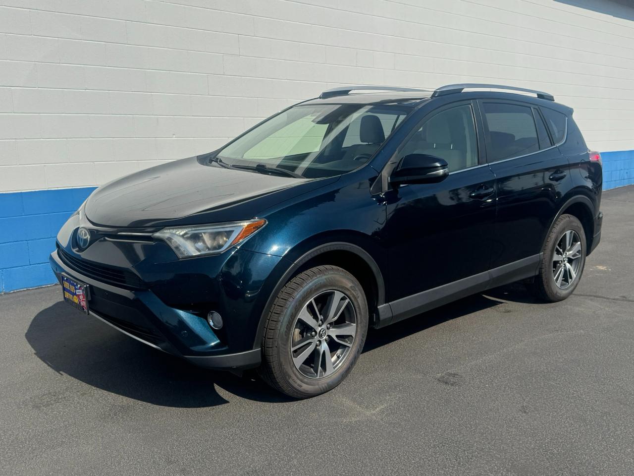 Toyota RAV4 XLE AWD 2018