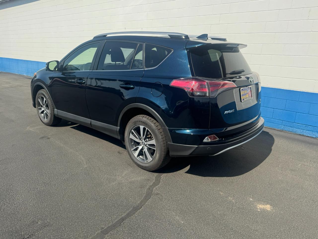 Toyota RAV4 XLE AWD 2018