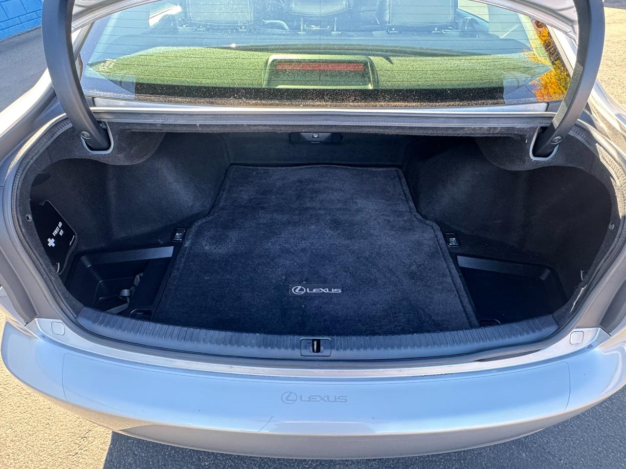 Lexus IS IS 250 AWD 6-Speed Sequential 2010