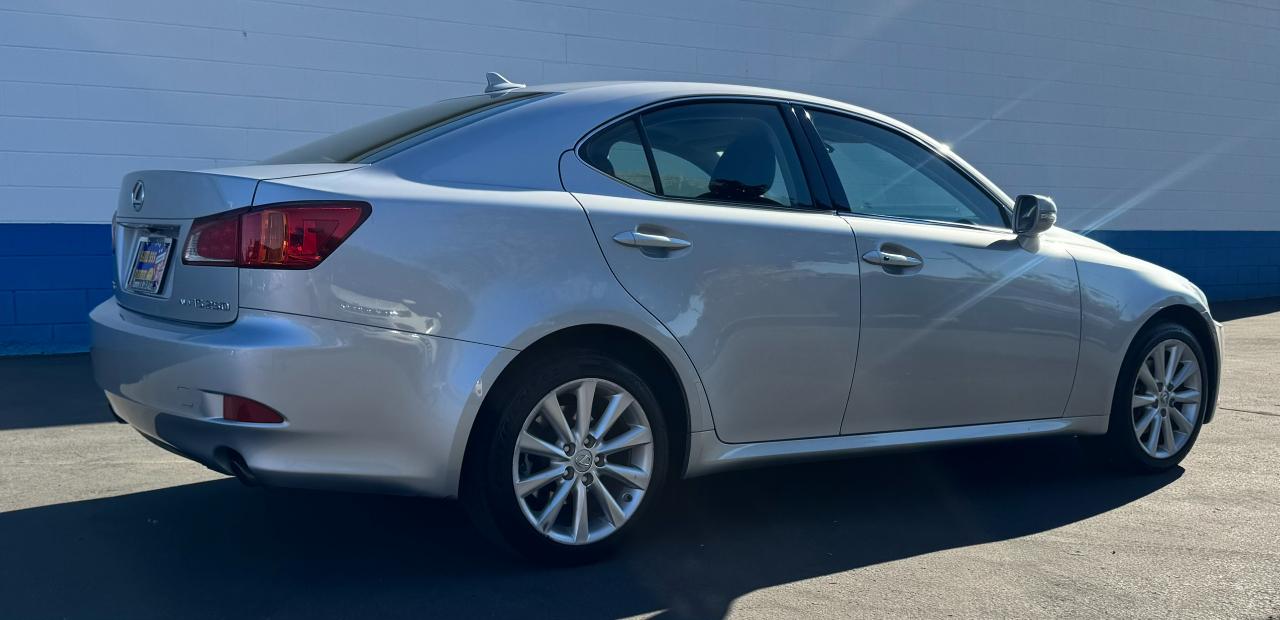 Lexus IS IS 250 AWD 6-Speed Sequential 2010