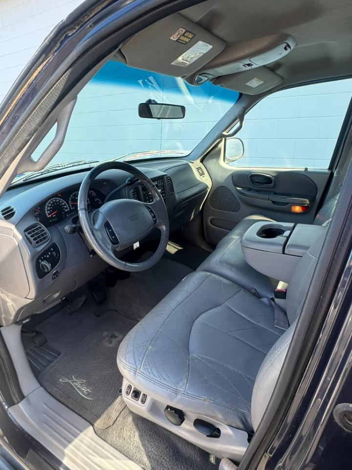 Ford F-150 XLT SuperCrew 4WD 2001