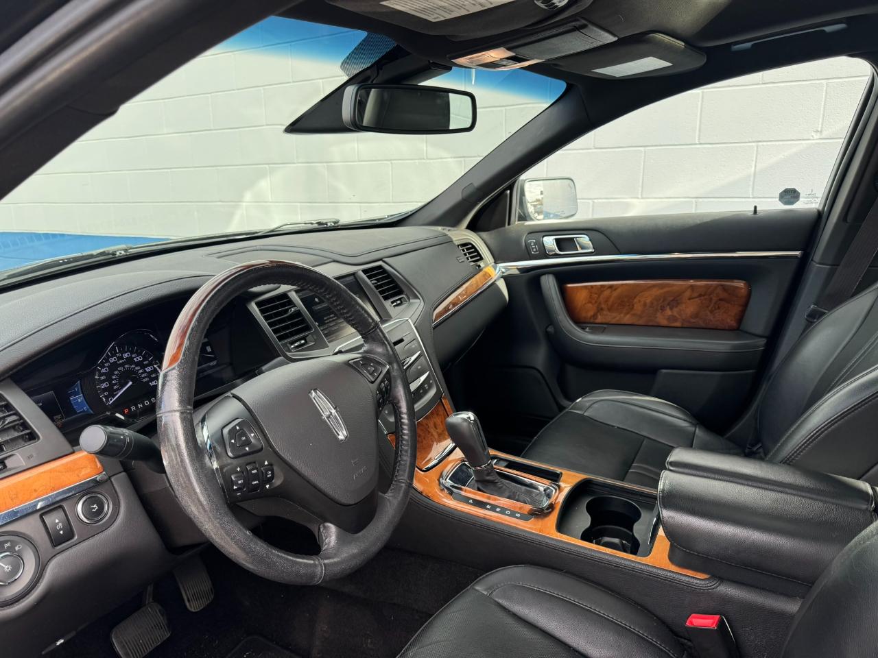 Lincoln MKS AWD 2014