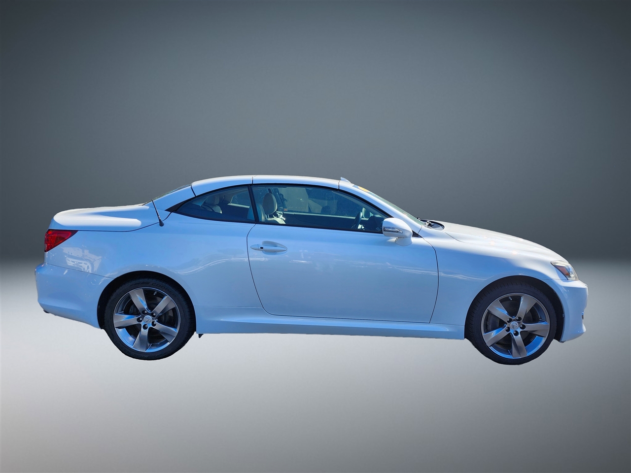 2011 Lexus IS 350C photo 2