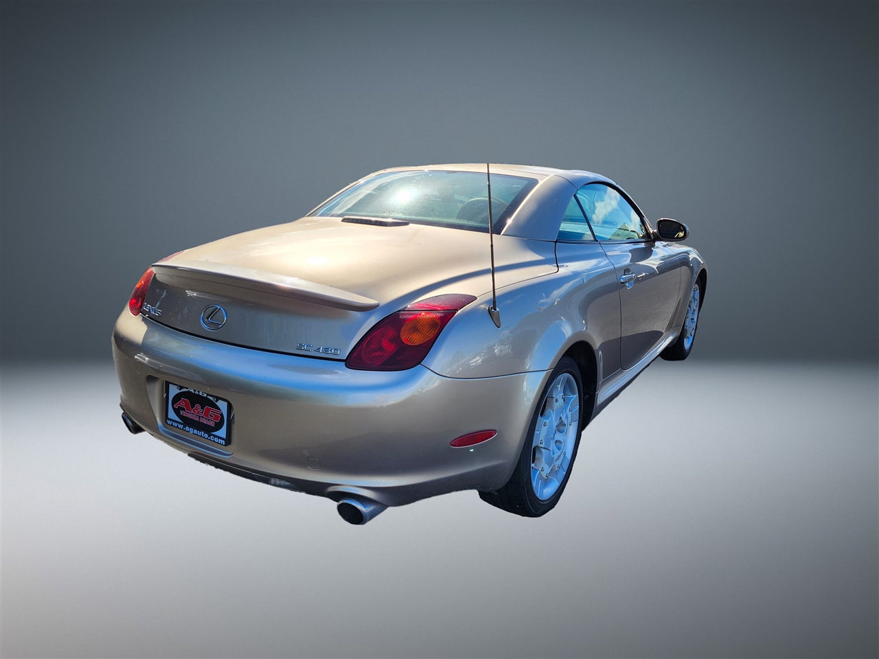 2005 Lexus SC 430 photo 3