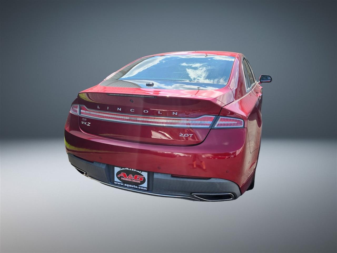 Lincoln MKZ photo 3