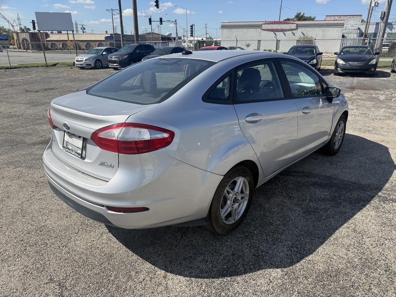 Ford Fiesta SE Sedan 2018