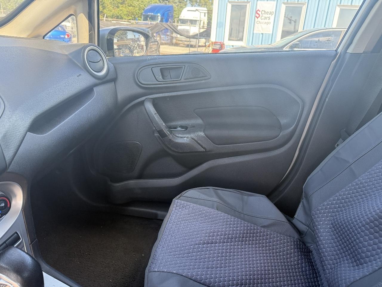 Ford Fiesta SE Sedan 2018