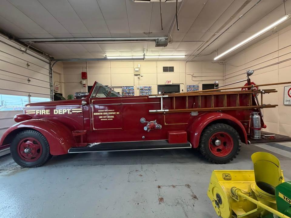 American LaFrance Fire Truck  1941