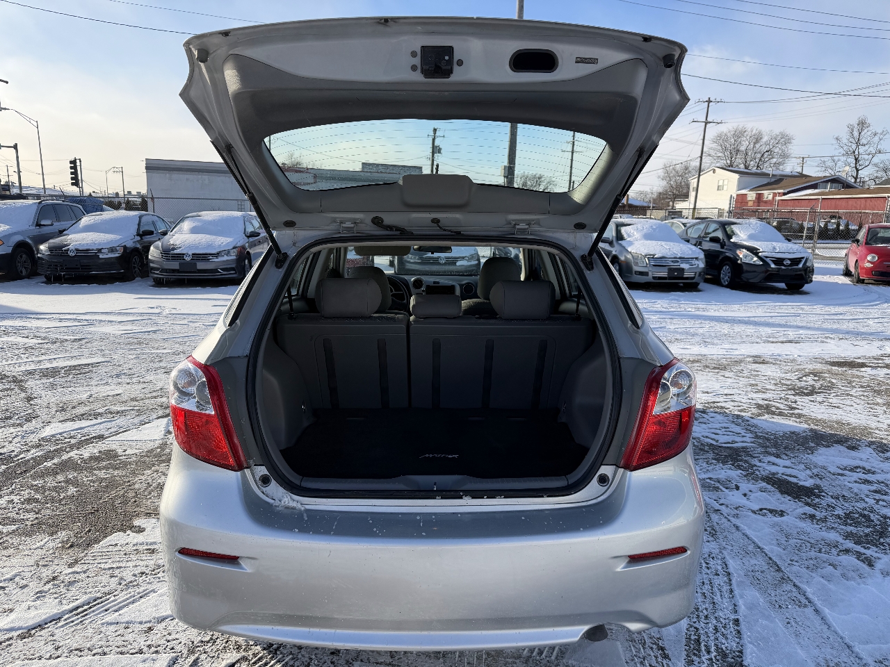 Toyota Matrix S 5-Speed AT 2010