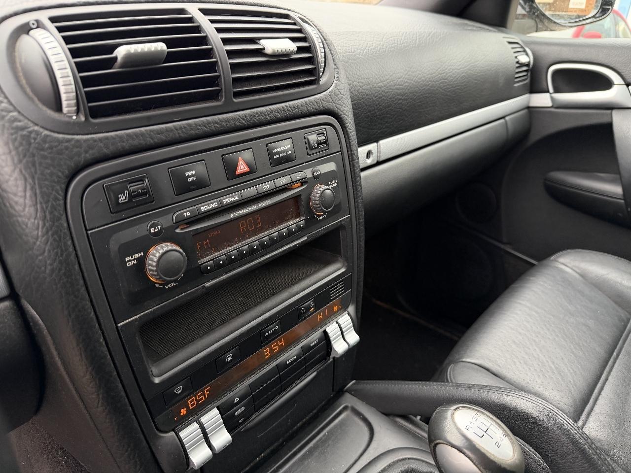 Porsche Cayenne  2008