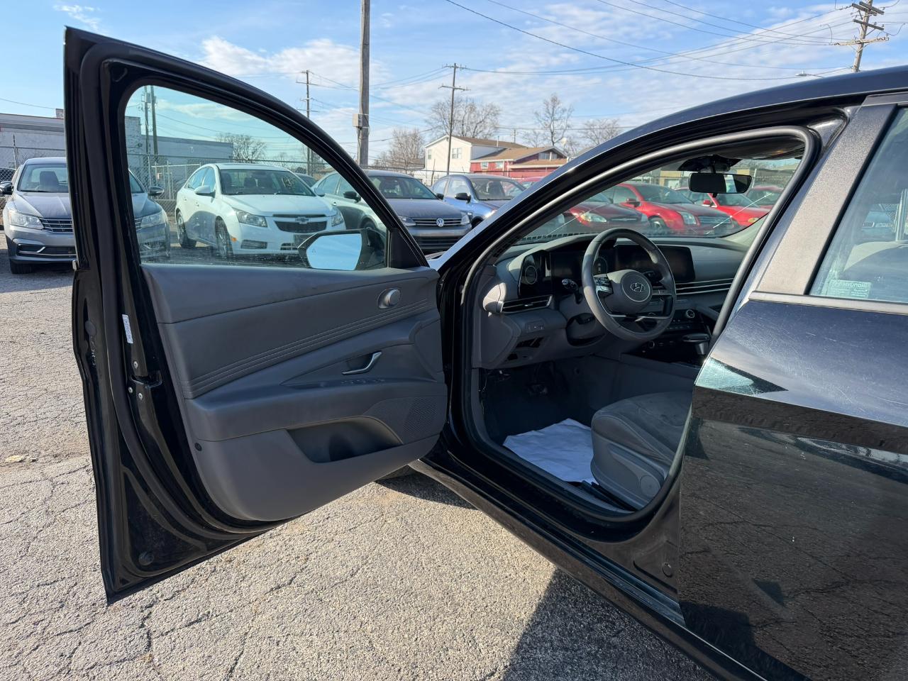 Hyundai Elantra SEL 2023