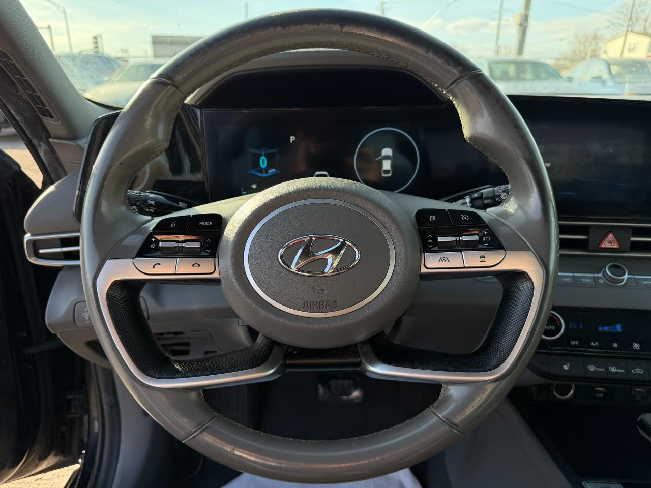 Hyundai Elantra SEL 2023