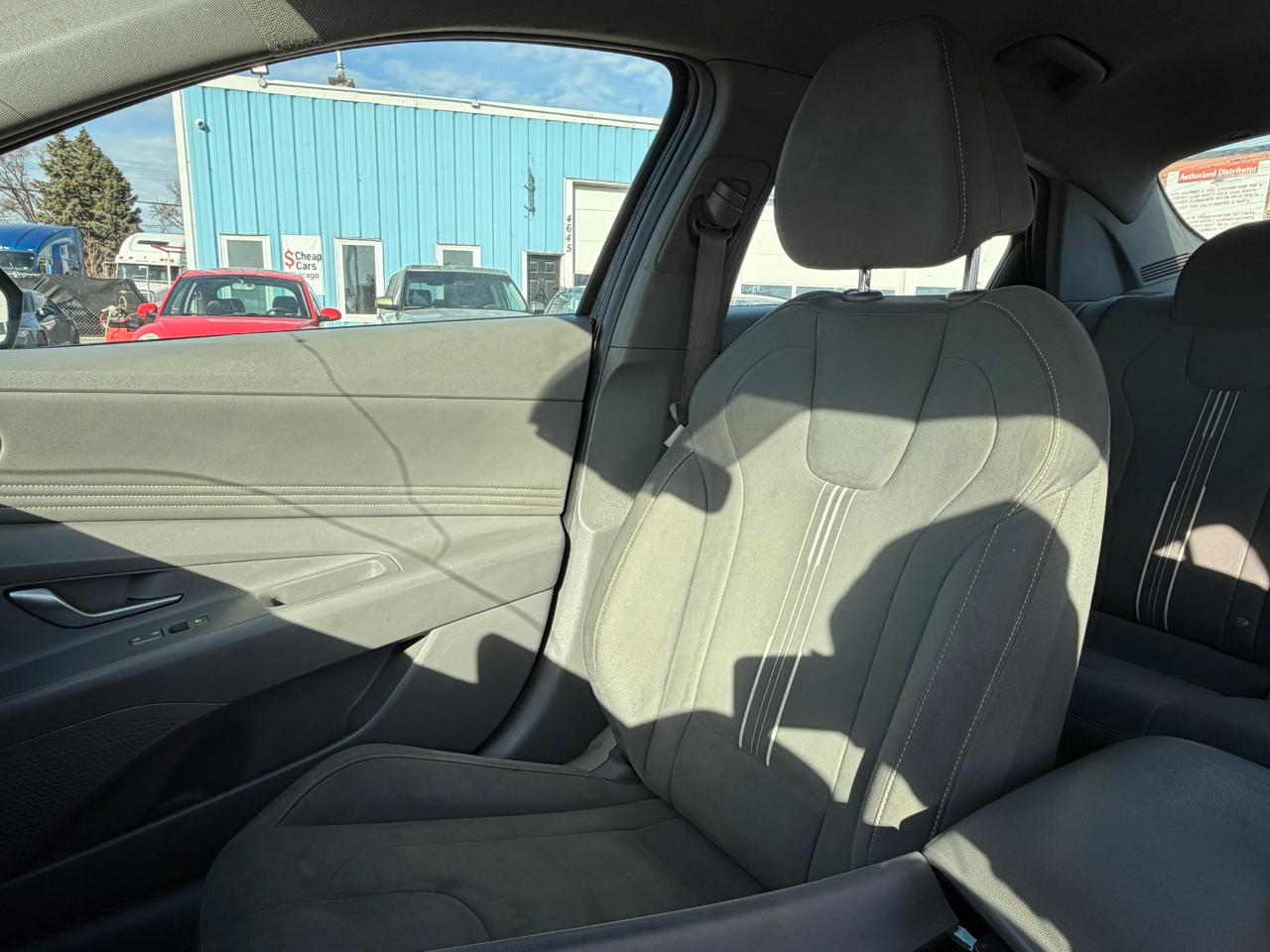 Hyundai Elantra SEL 2023