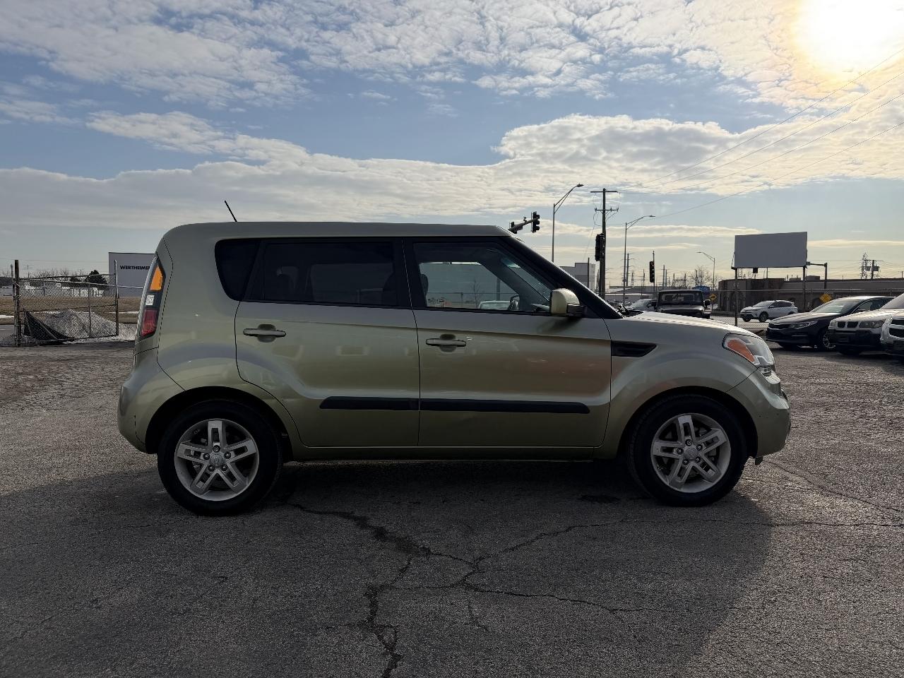 Kia Soul + 2011