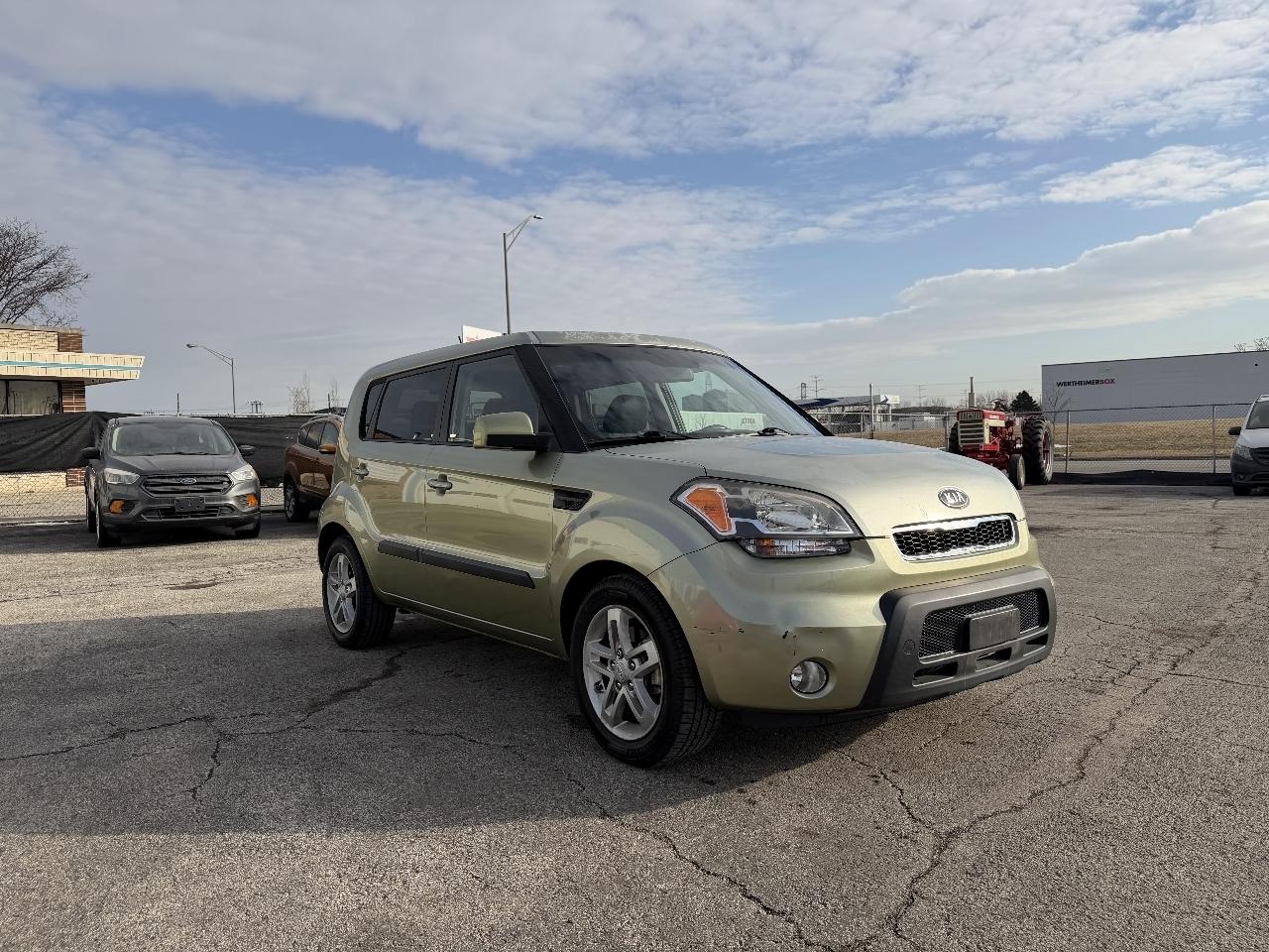 Kia Soul + 2011