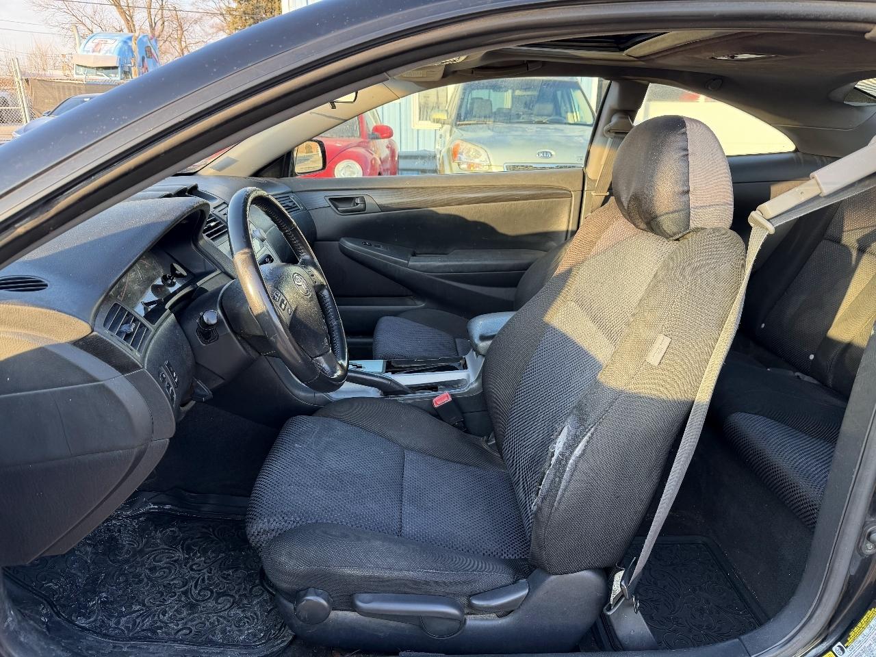 Toyota Camry Solara SE 2004