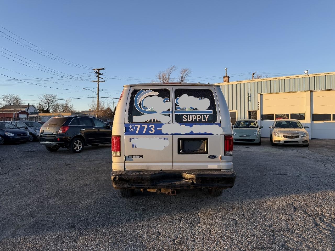 Ford Econoline E-250 2004