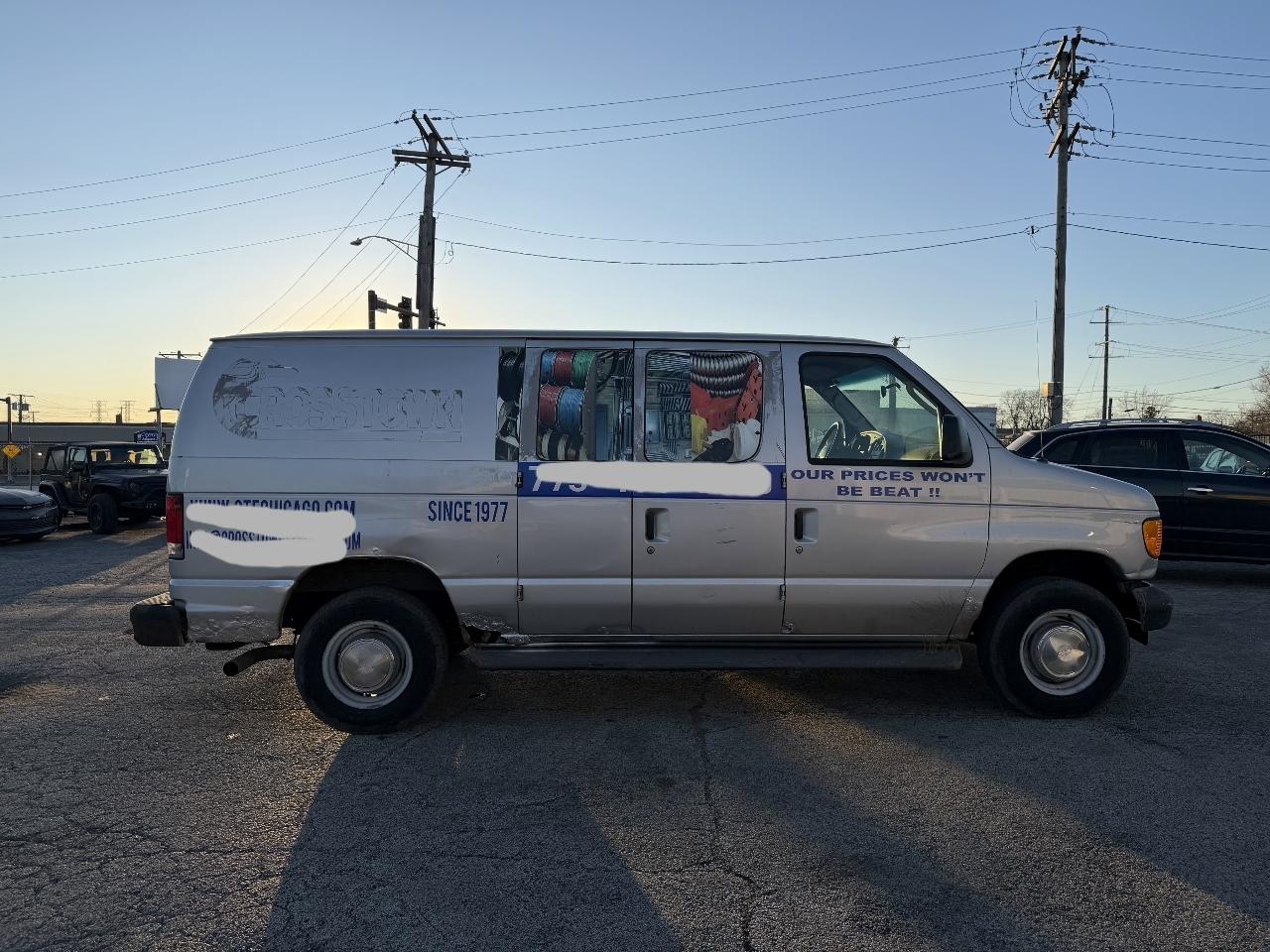 Ford Econoline E-250 2004