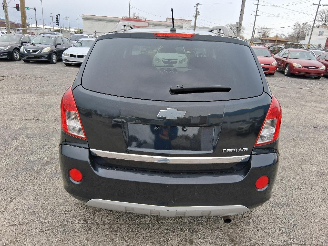 Chevrolet Captiva Sport 1LT FWD 2013