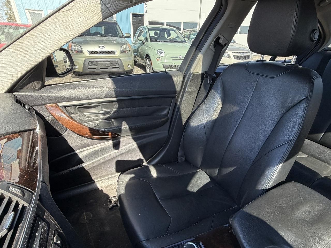 BMW 3-Series 328i xDrive Sedan 2014