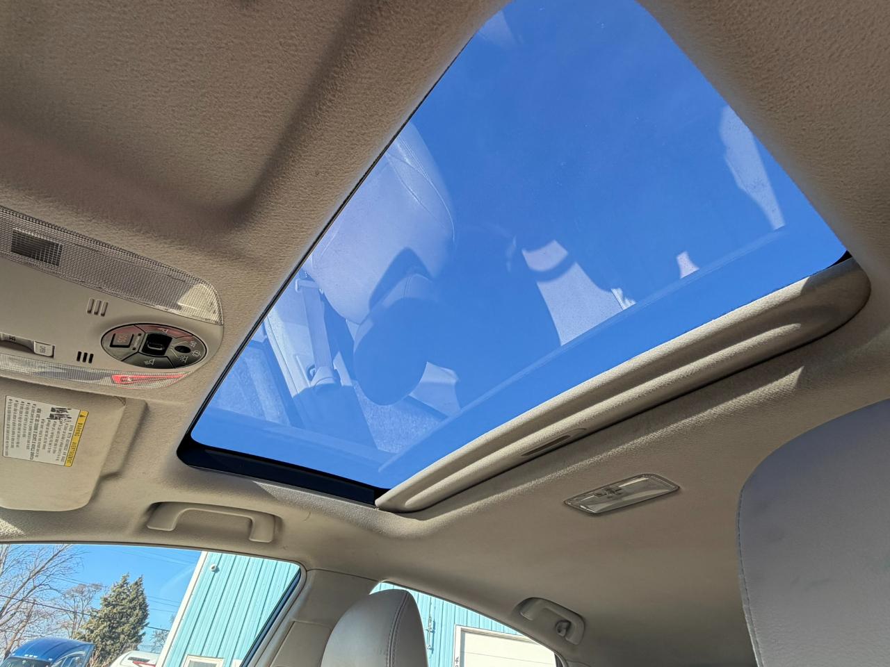 Toyota Prius Prius V 2010