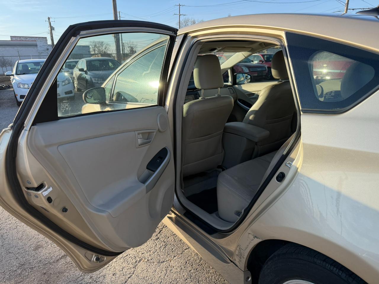 Toyota Prius Prius V 2010