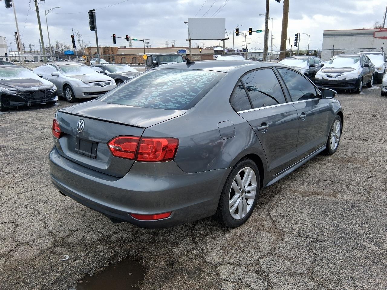 Volkswagen Jetta 2.0T GLI 2012