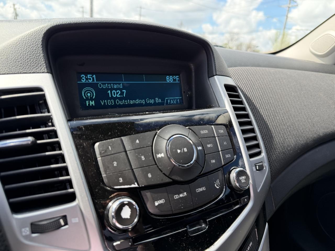 Chevrolet Cruze 1LT 2012