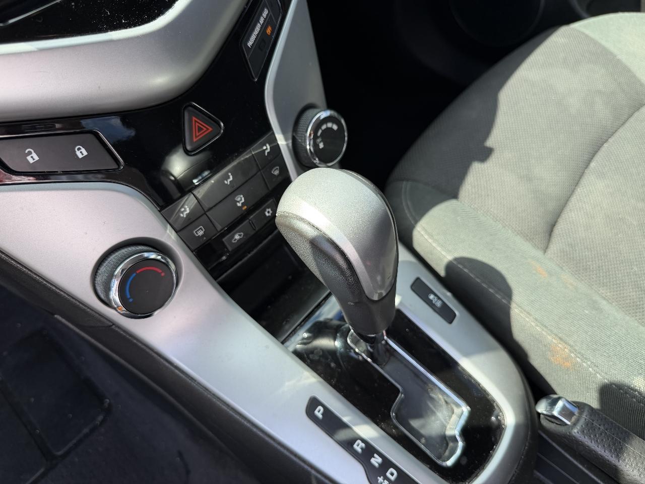 Chevrolet Cruze 1LT 2012