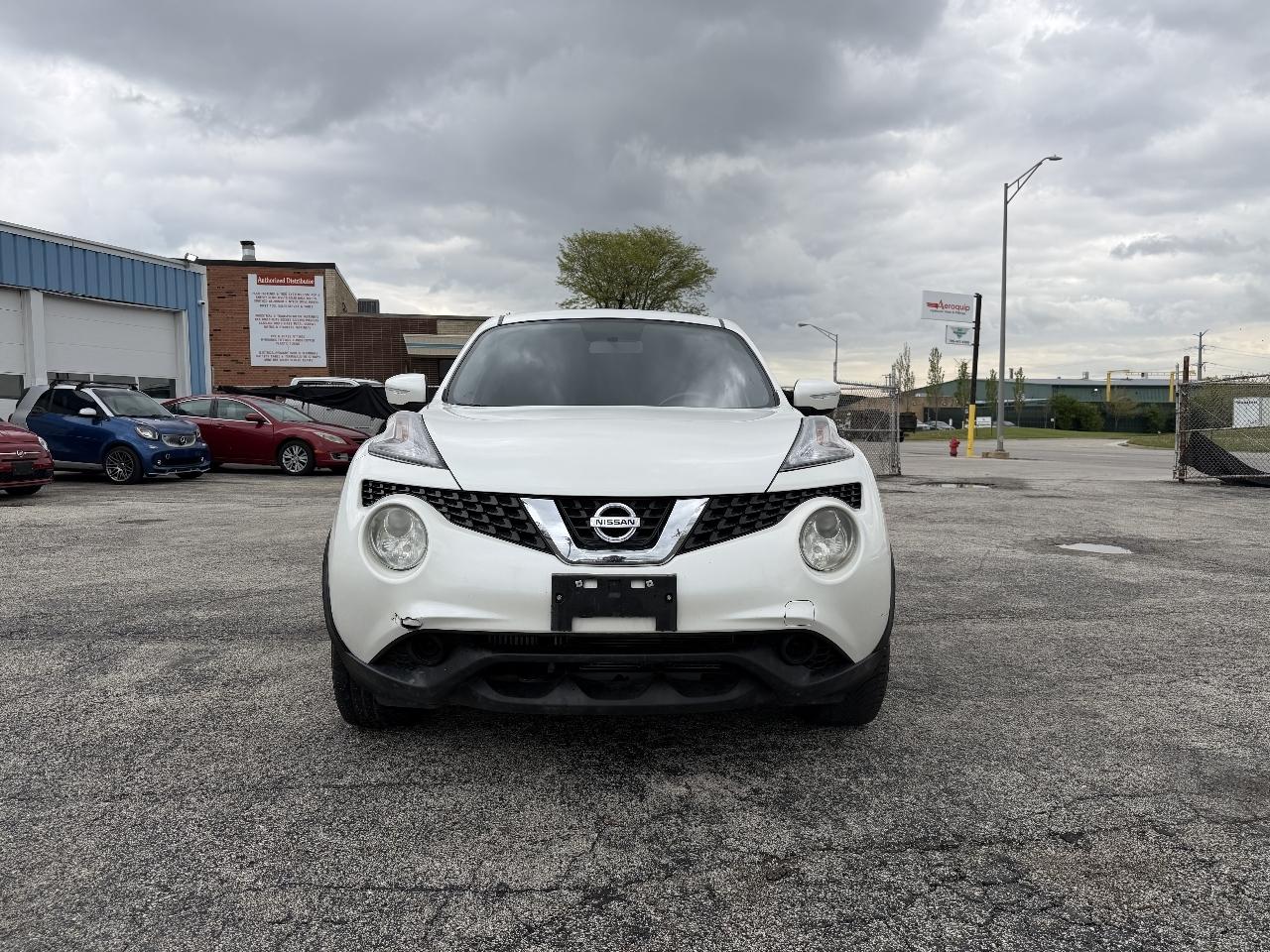 Nissan Juke SV 2016