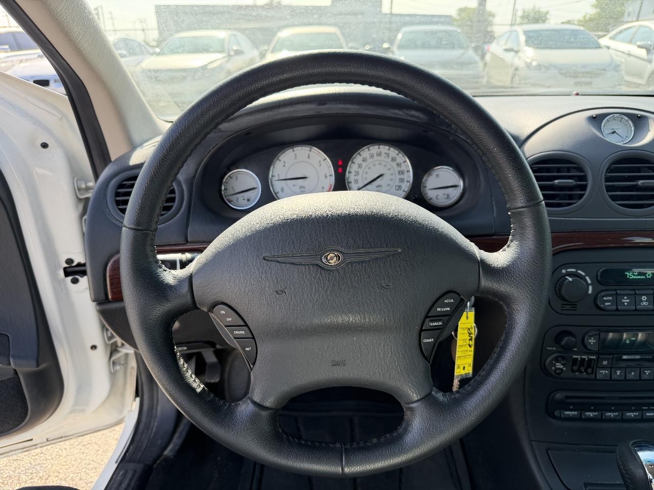 Chrysler 300M Base 2001