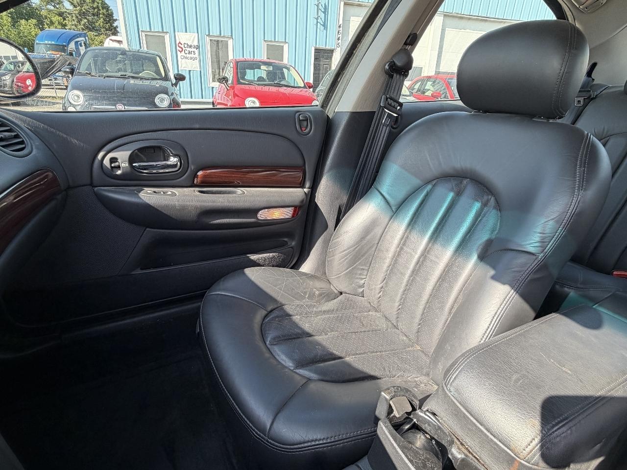 Chrysler 300M Base 2001