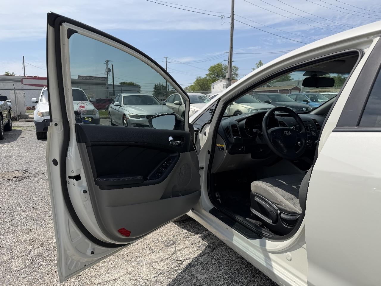 Kia Forte LX 2015