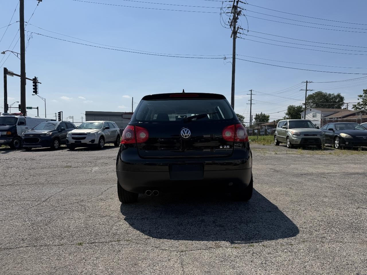 Volkswagen Rabbit 4-Door S 2008