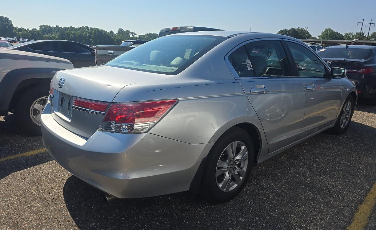 Honda Accord LX-P Sedan AT 2012