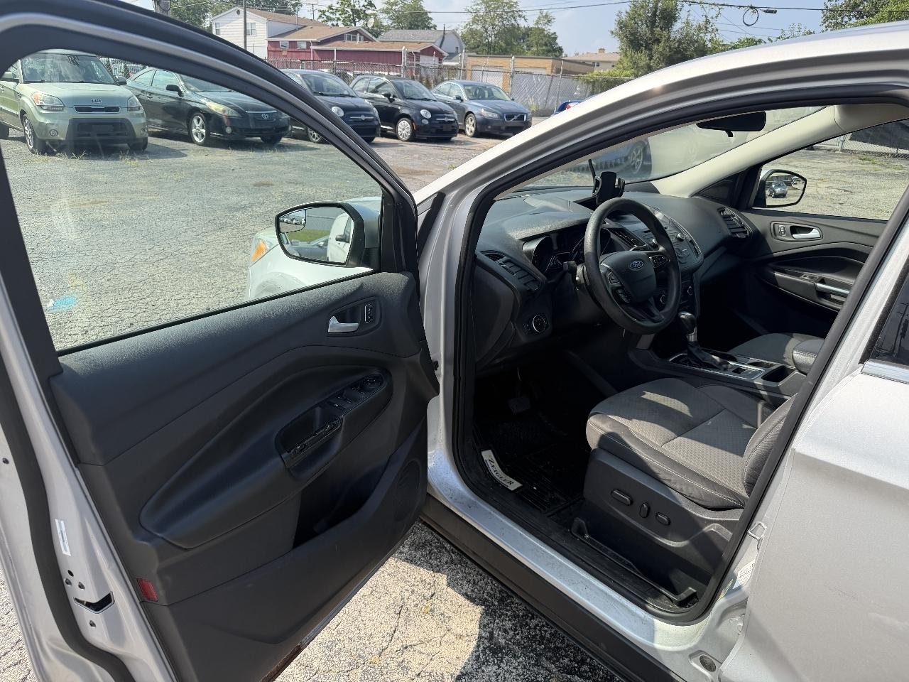 Ford Escape SE FWD 2017