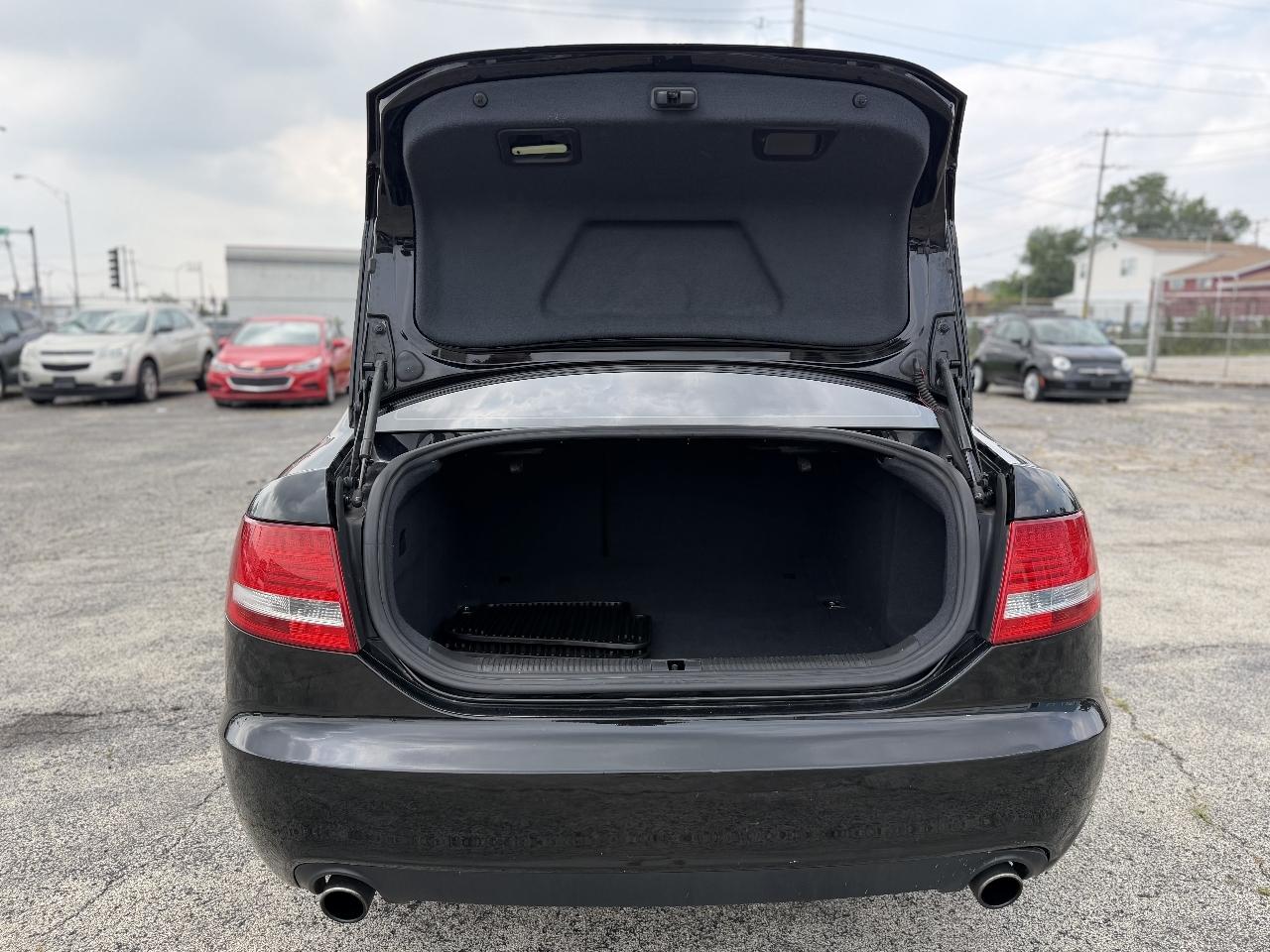 Audi A6 3.2 with Tiptronic 2006