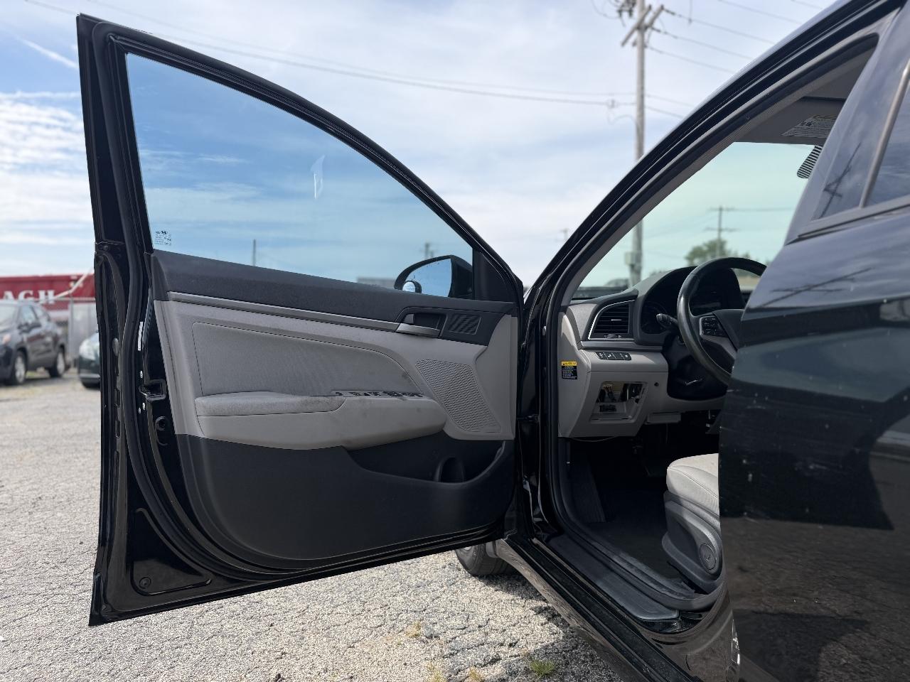 Hyundai Elantra SEL 2018