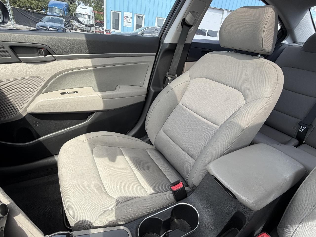 Hyundai Elantra SEL 2018