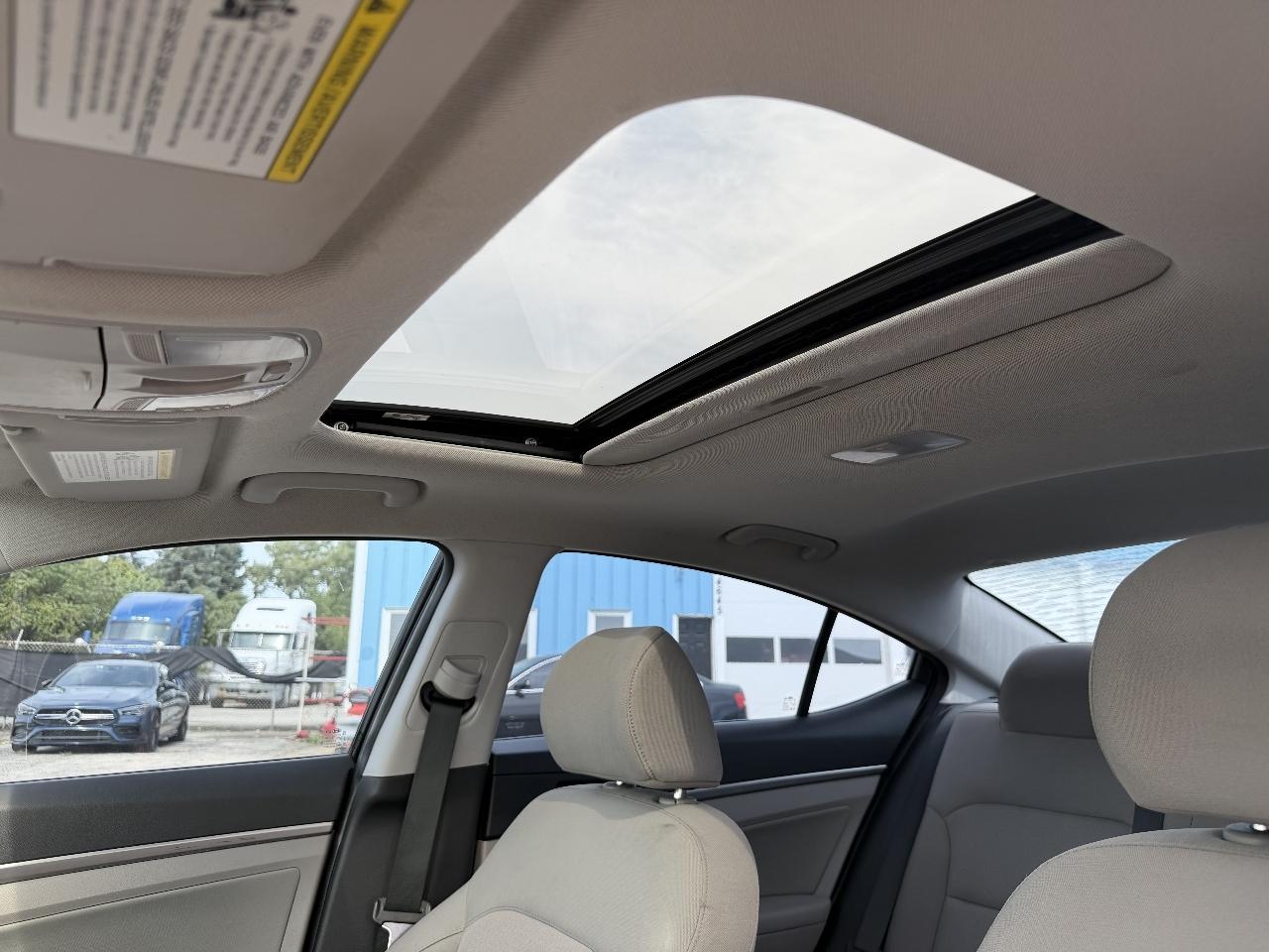 Hyundai Elantra SEL 2018